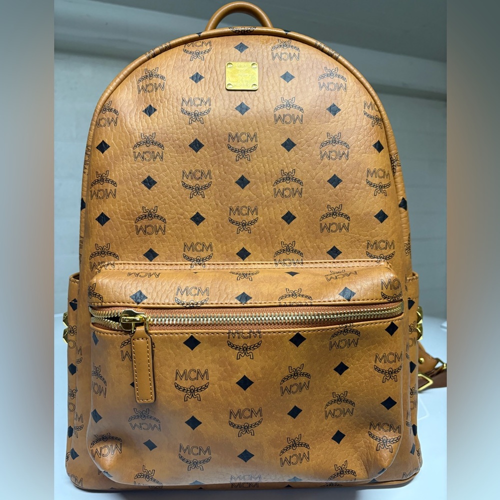 MCM medium Backpack with studs